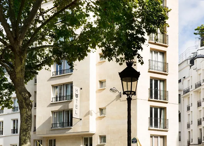 Le Chat NoirHotel Parigi